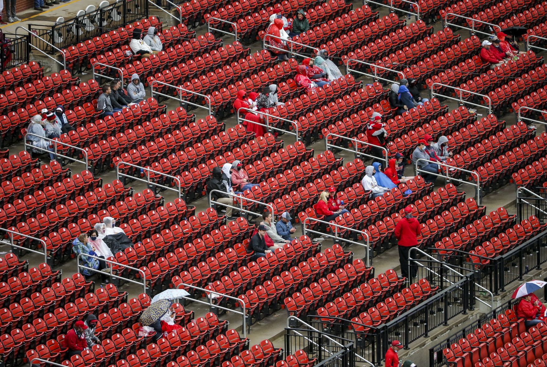 Cardinals welcome fans for 2021 home opener